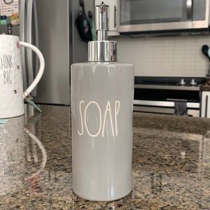 Rae Dunn SOAP dispenser